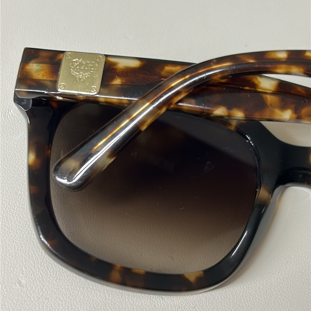 MCM Tortoiseshell Cat Eye Sunglasses with Dark Lenses & Hard Case - Picture 13 of 16